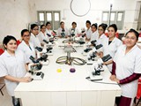 Bioscience Lab(b)